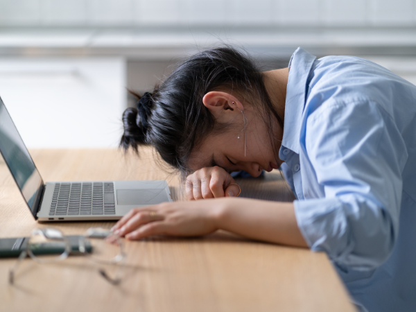 Mengenal Apa Itu Burnout dan Cara Mengatasinya Secara Sehat