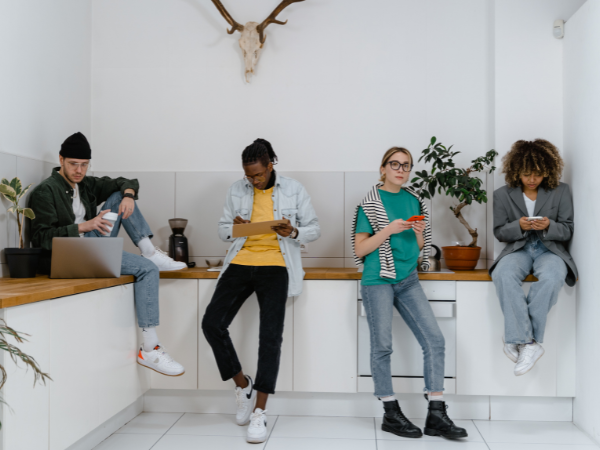 Cara Sehat Menggunakan Gadget agar Mental Tetap Terjaga